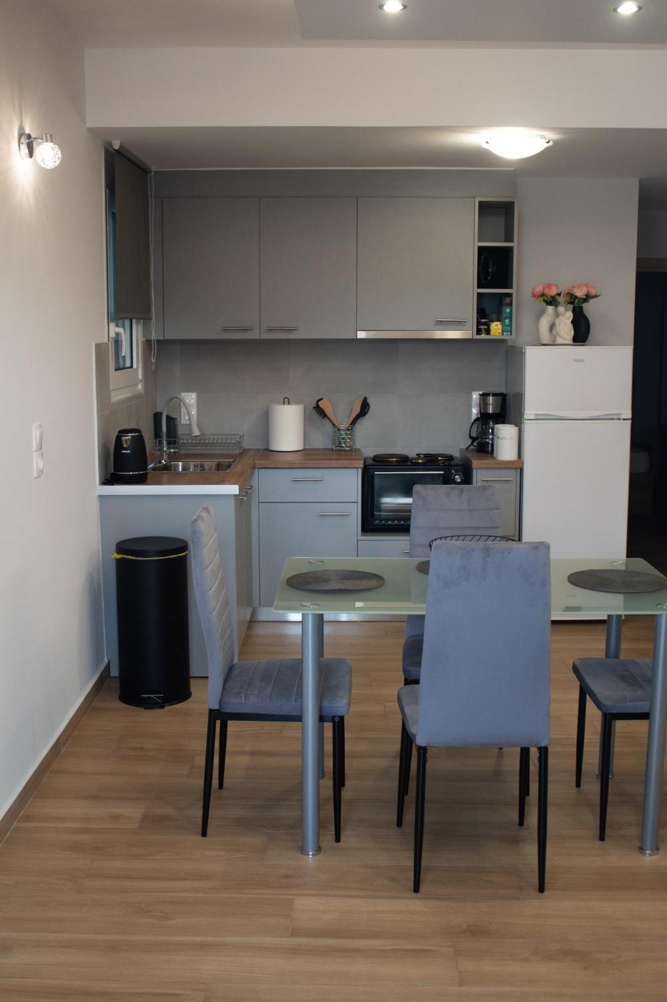 Giakost Apartments V Near Airport Artemida  Exteriör bild